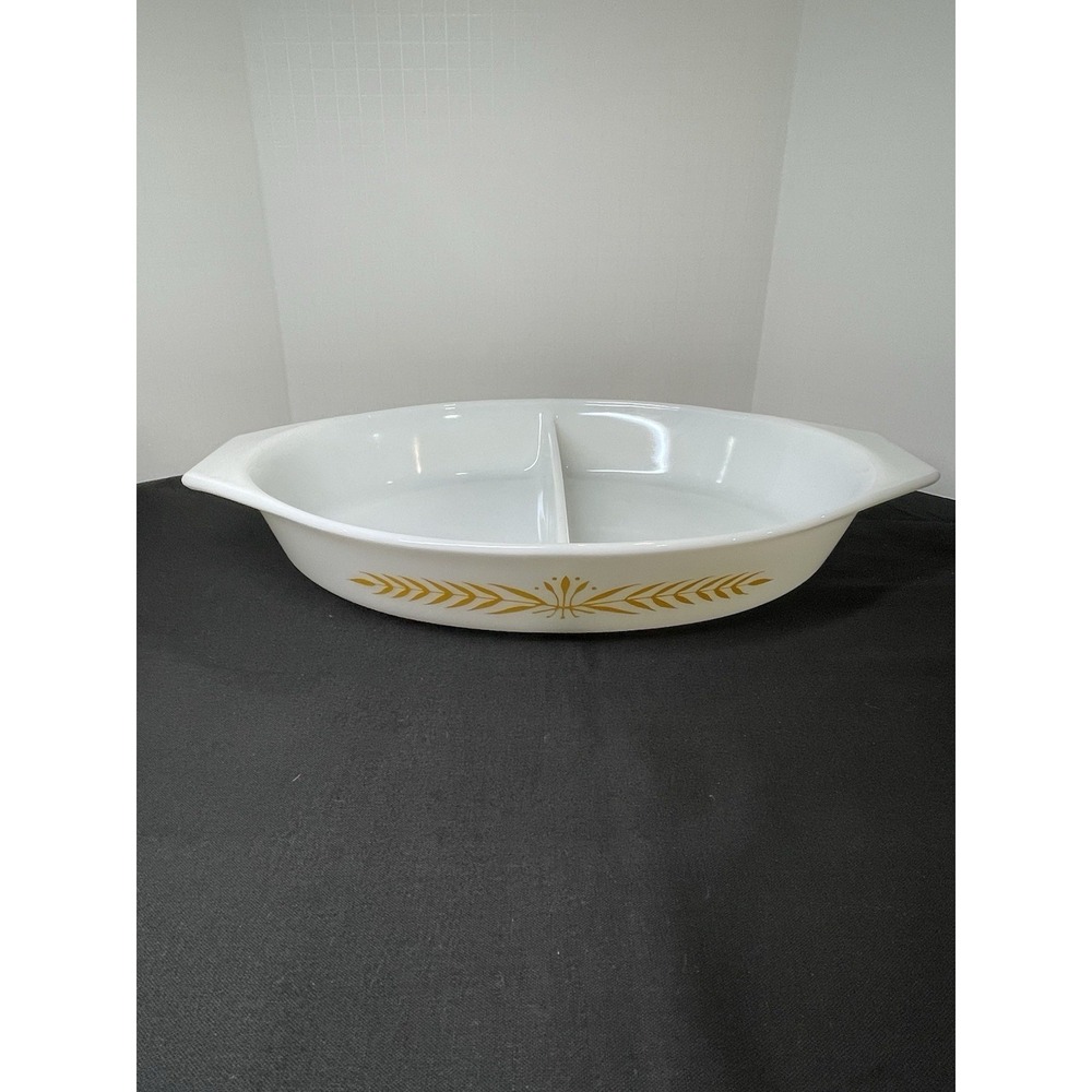 Vintage 1960 Pyrex Royal Wheat Promotional Item Divided Oval Casserole Dish. New